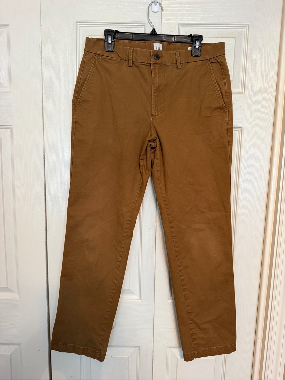 GAP Men's Tan Essential Khaki Straight Pants 33x32